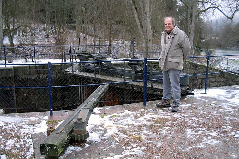 [ Kim og tandstangen ]