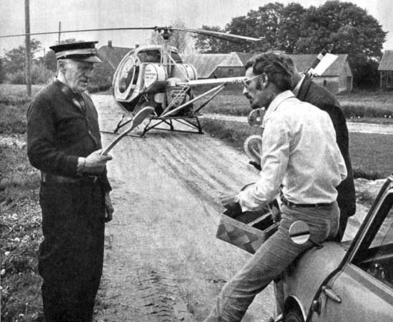 [ Helikopter på vejen ]