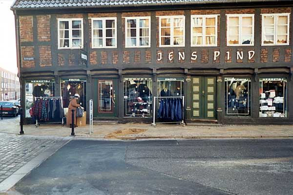 Jens Pind